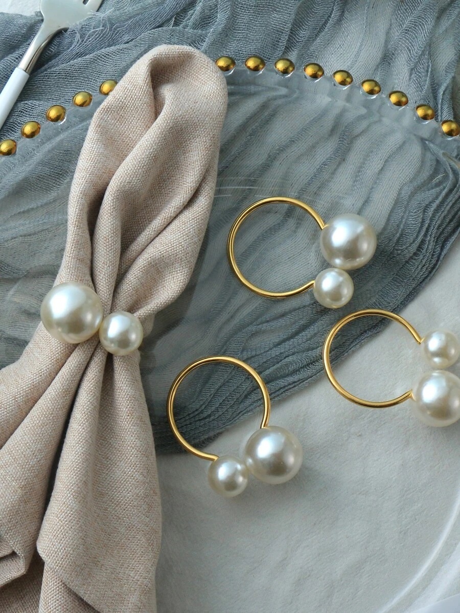 1 Napkin Ring Buckle (Set of 2) - Pearl - Image 1